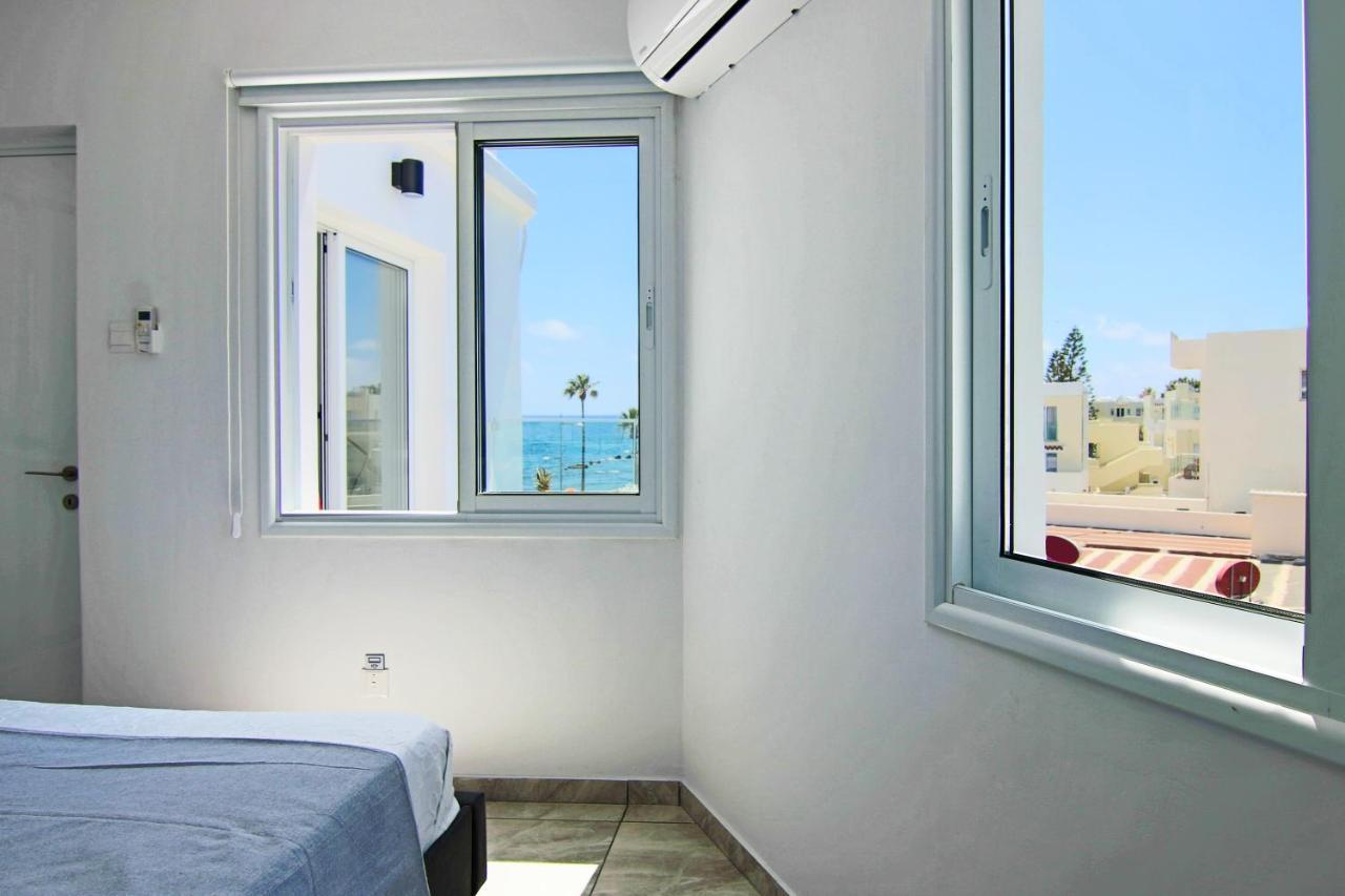 Phaedrus Living: Seaside Luxury Flat Lighthouse 74 Apartamento Pafos Exterior foto